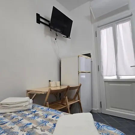 La Casa Di Giuliana Piano Terra Con Cucina E Lavatrice Ischia