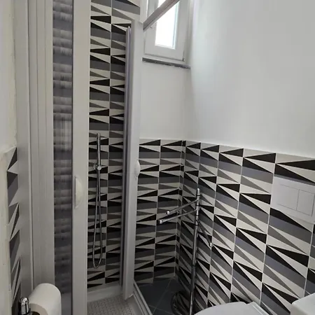 La Casa Di Giuliana Piano Terra Con Cucina E Lavatrice * Ischia